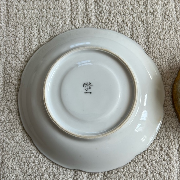 Vintage Takiro Cup and Saucer set - Picture 5 of 5